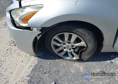 2014 Nissan Altima 2.5/2.5 S/2.5 Sl/2.5 Sv из США, поврежденный, VIN 1N4AL3AP2EN349797